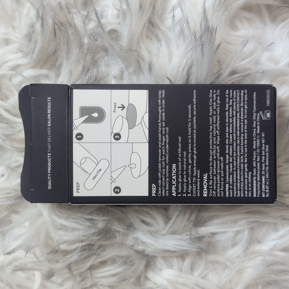 Kiss Gel Fantasy Allure Nails in Shimmering Cream - Picture 2 of 4